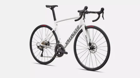 Vélo Tarmac SL7 Sport Shimano 105