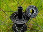 ZIPP 303 Firecrest roues carbone 650B gravel disque tubeless 2025 – Image 7